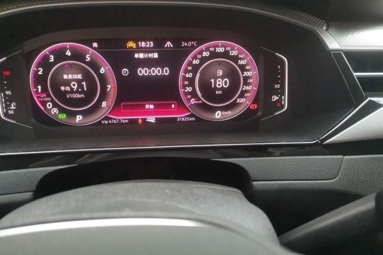 Used Volkswagen FAW-Volkswagen CC 2023 380TSI Striking Edition Odometer Close Up