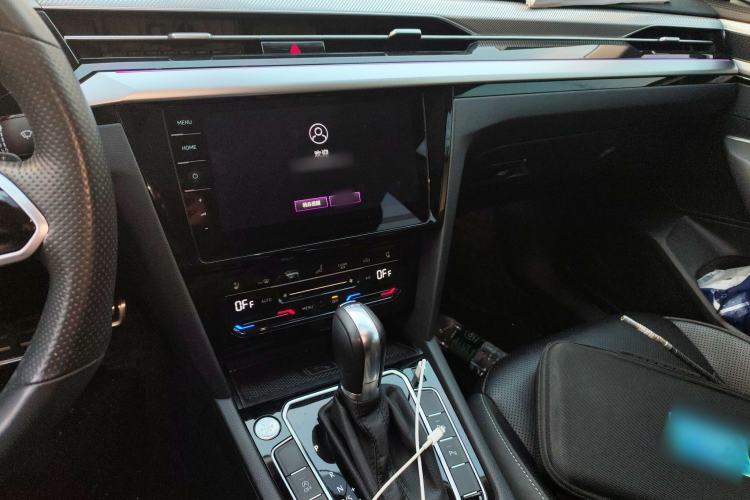 Used Volkswagen FAW-Volkswagen CC 2023 380TSI Striking Edition Audio And AC Panel