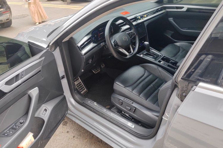 Used Volkswagen FAW-Volkswagen CC 2023 380TSI Striking Edition Driver Seat