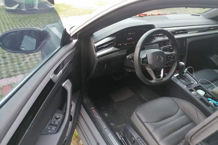 Used Volkswagen FAW-Volkswagen CC 2023 380TSI Striking Edition Driver Seat
