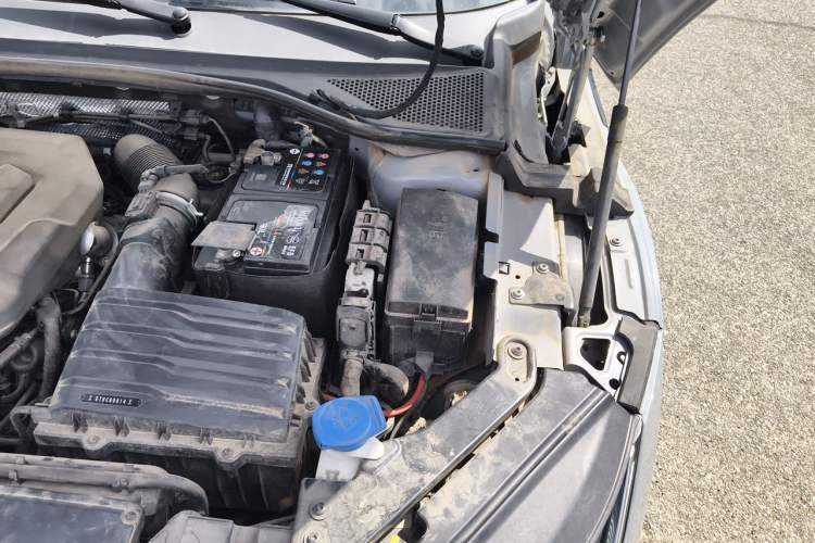 Used Volkswagen FAW-Volkswagen CC 2023 330TSI Ignite Edition Engine Bay Left