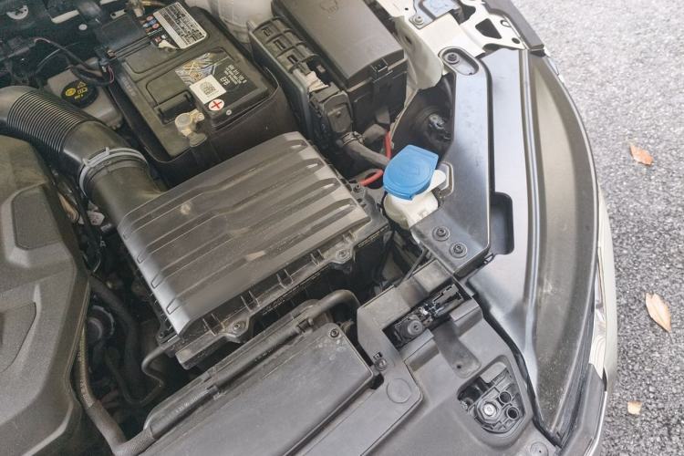 Used Volkswagen FAW-Volkswagen CC 2023 380TSI Striking Edition Engine Bay Left