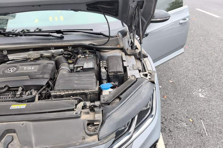 Used Volkswagen FAW-Volkswagen CC 2023 380TSI Striking Edition Engine Bay Left