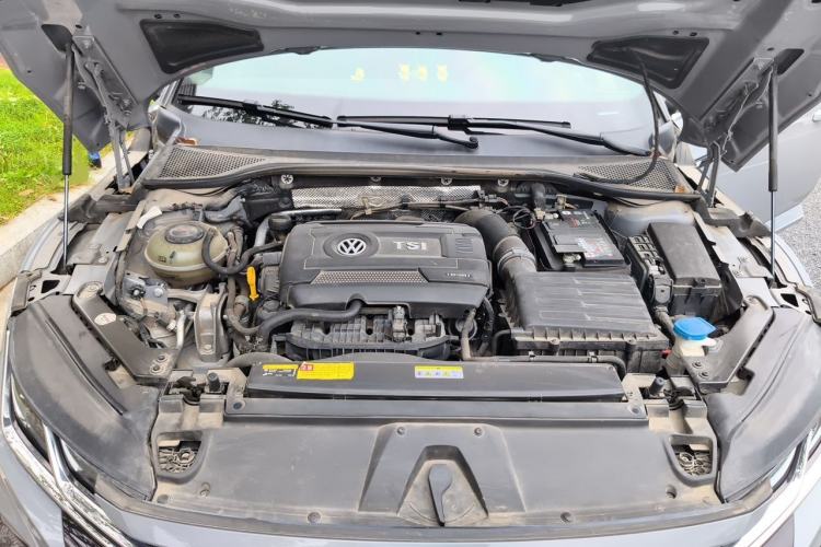 Used Volkswagen FAW-Volkswagen CC 2023 380TSI Striking Edition Engine Bay