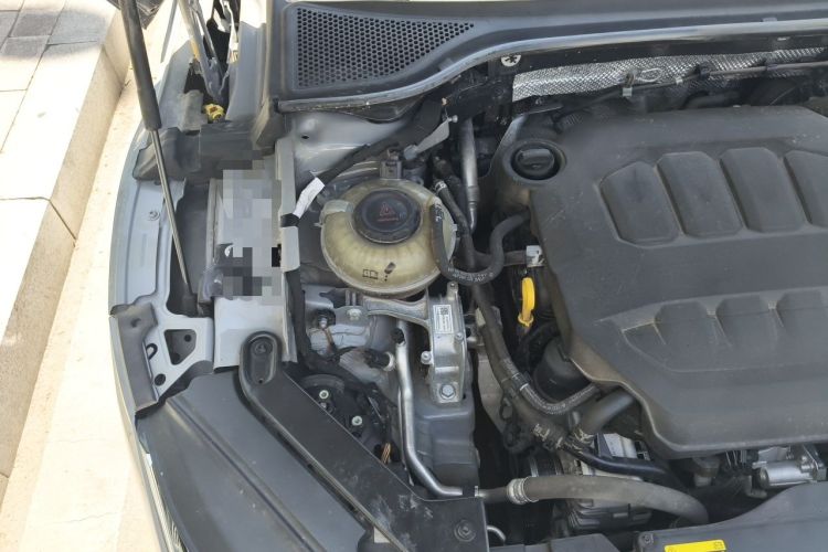 Used Volkswagen FAW-Volkswagen CC 2023 380TSI Striking Edition Engine Bay Right