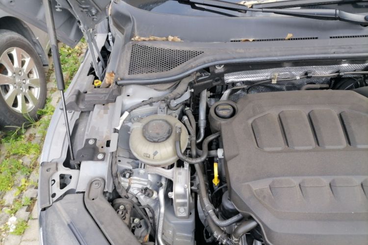 Used Volkswagen FAW-Volkswagen CC 2023 380TSI Striking Edition Engine Bay Right