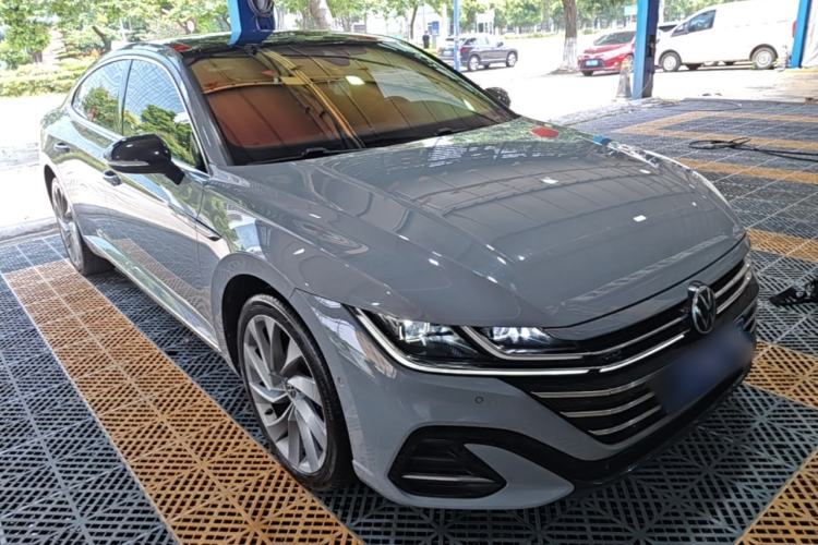 Used Volkswagen FAW-Volkswagen CC 2023 380TSI Striking Edition Front Right 45 Deg