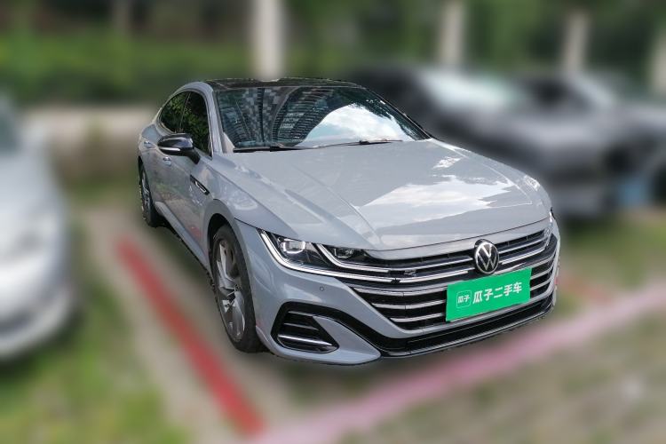 Used Volkswagen FAW-Volkswagen CC 2023 380TSI Striking Edition Front Right 45 Deg