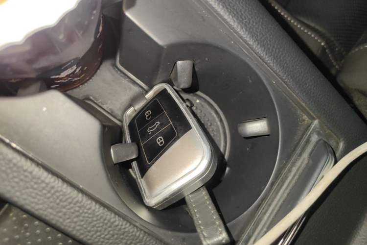 Used Volkswagen FAW-Volkswagen CC 2023 380TSI Striking Edition Interior 1