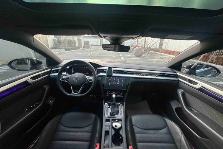 Used Volkswagen FAW-Volkswagen CC 2023 380TSI Striking Edition Interior 1