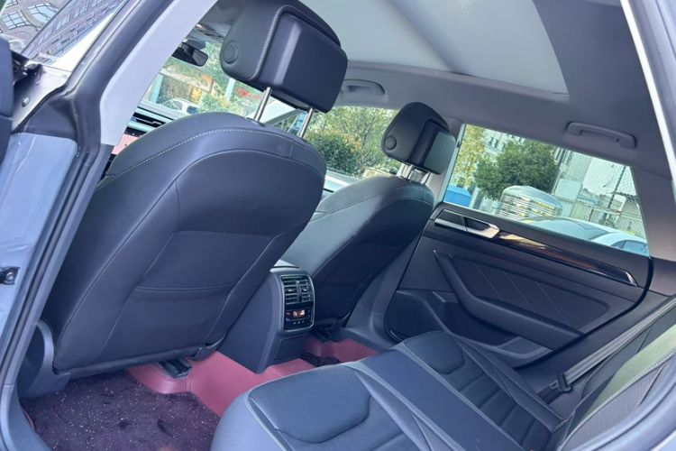 Used Volkswagen FAW-Volkswagen CC 2023 Hunting Vehicle 380TSI Hunter's Heart Edition Interior 3