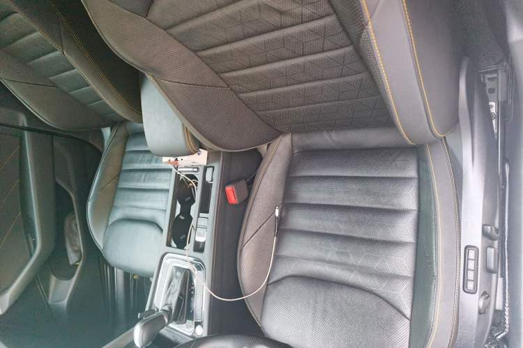 Used Volkswagen FAW-Volkswagen CC 2023 380TSI Striking Edition Left Front Seat