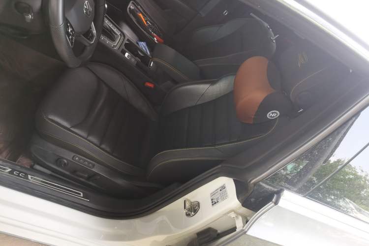Used Volkswagen FAW-Volkswagen CC 2023 380TSI Striking Edition Left Front Seat