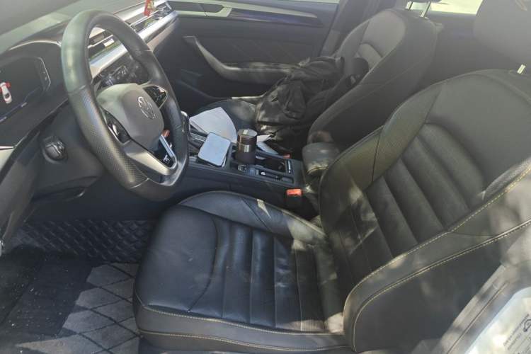 Used Volkswagen FAW-Volkswagen CC 2023 380TSI Striking Edition Left Front Seat