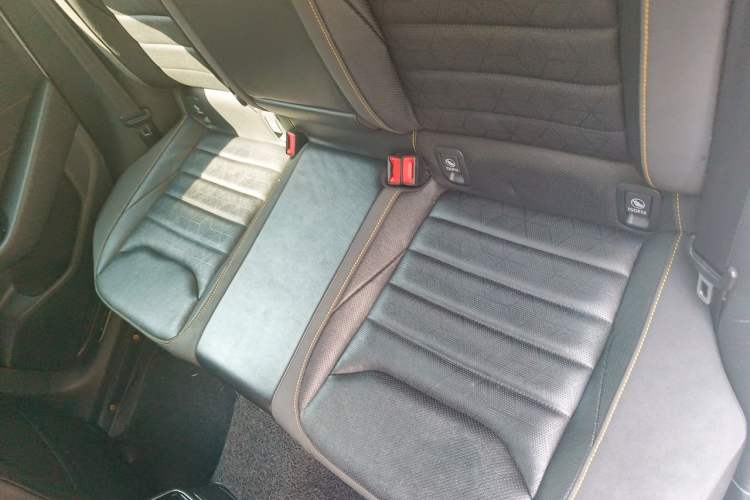 Used Volkswagen FAW-Volkswagen CC 2023 380TSI Striking Edition Left Rear Seat