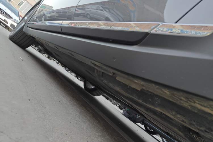 Used Volkswagen FAW-Volkswagen CC 2023 Hunting Vehicle 380TSI Hunter's Heart Edition Left Side Sill
