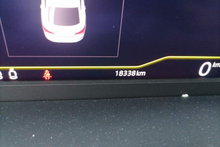Used Volkswagen FAW-Volkswagen CC 2023 380TSI Striking Edition Odometer Close Up