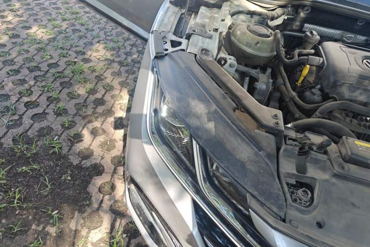 Used Volkswagen FAW-Volkswagen CC 2023 380TSI Striking Edition Right Front Headlight