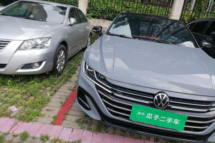 Used Volkswagen FAW-Volkswagen CC 2023 380TSI Striking Edition Right Front Headlight