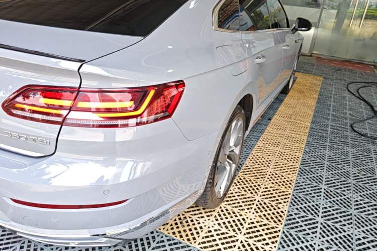 Used Volkswagen FAW-Volkswagen CC 2023 380TSI Striking Edition Right Rear Taillight