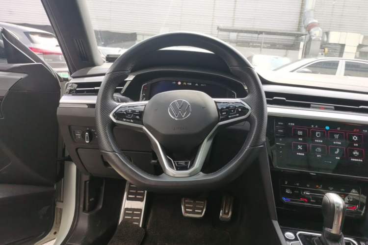 Used Volkswagen FAW-Volkswagen CC 2023 380TSI Striking Edition Steering Wheel