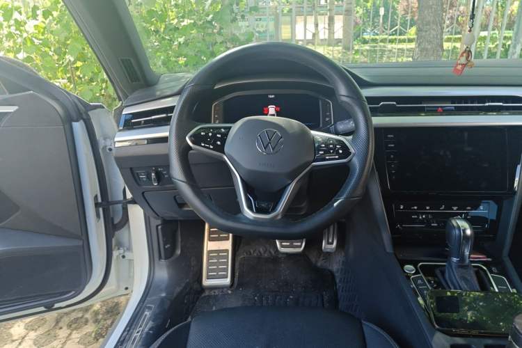 Used Volkswagen FAW-Volkswagen CC 2023 380TSI Striking Edition Steering Wheel