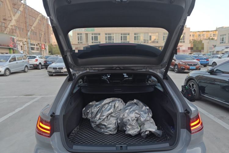 Used Volkswagen FAW-Volkswagen CC 2023 Hunting Vehicle 380TSI Hunter's Heart Edition Trunk