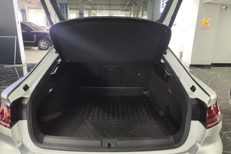 Used Volkswagen FAW-Volkswagen CC 2023 380TSI Striking Edition Trunk