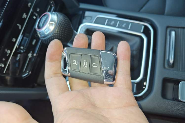 Used Volkswagen FAW-Volkswagen CC 2023 Hunting Vehicle 380TSI Hunter's Heart Edition Vehicle Key