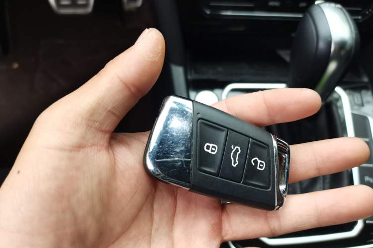 Used Volkswagen FAW-Volkswagen CC 2023 330TSI Ignite Edition Vehicle Key