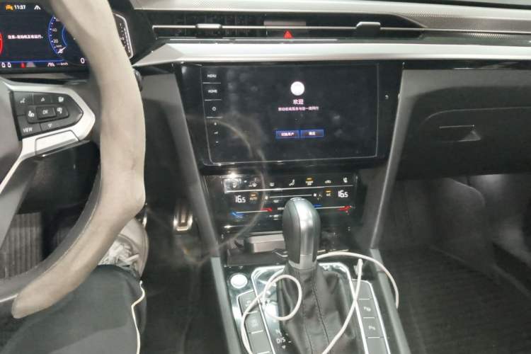 Used Volkswagen FAW-Volkswagen CC 2023 Hunting Vehicle 380TSI Hunter's Heart Edition Audio And AC Panel