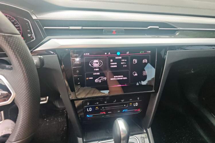 Used Volkswagen FAW-Volkswagen CC 2023 380TSI Striking Edition Audio And AC Panel