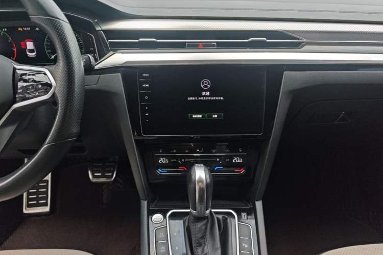 Used Volkswagen FAW-Volkswagen CC 2023 380TSI Striking Edition Audio And AC Panel