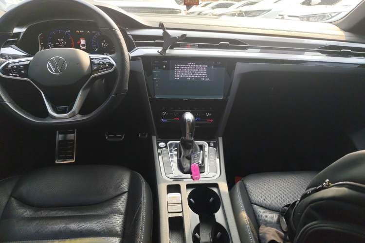 Used Volkswagen FAW-Volkswagen CC 2023 380TSI Striking Edition Audio And AC Panel