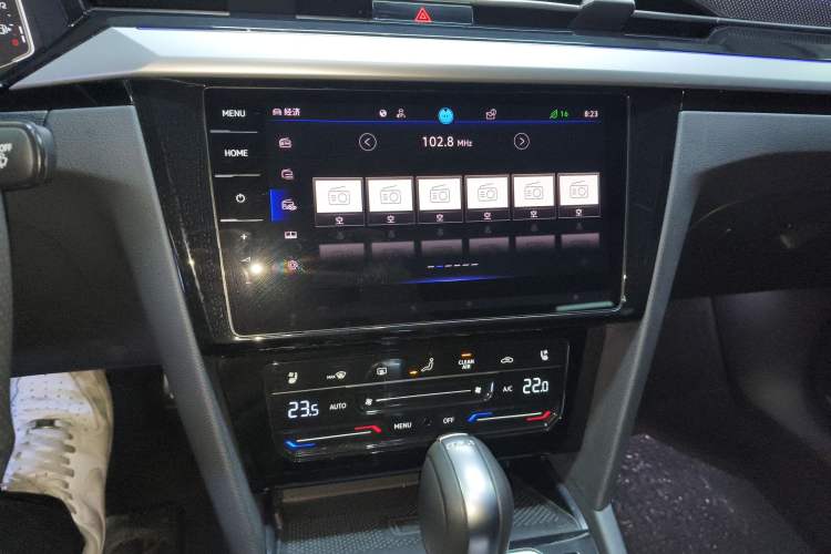 Used Volkswagen FAW-Volkswagen CC 2023 380TSI Striking Edition Audio And AC Panel
