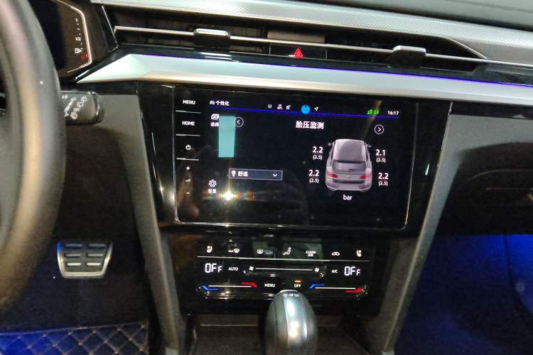 Used Volkswagen FAW-Volkswagen CC 2023 Hunting Vehicle 380TSI Hunter's Heart Edition Audio And AC Panel