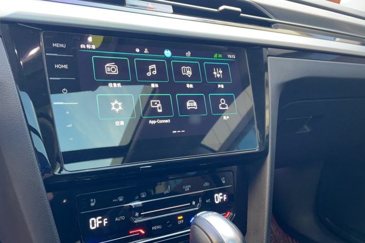 Used Volkswagen FAW-Volkswagen CC 2023 Hunting Vehicle 380TSI Hunter's Heart Edition Audio And AC Panel