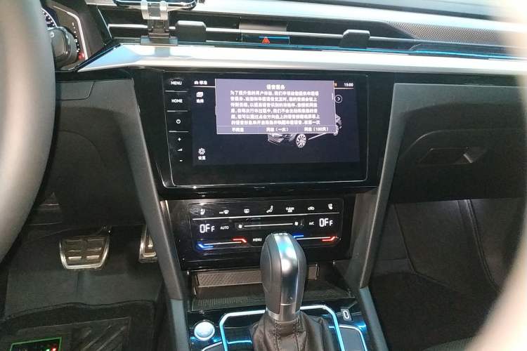 Used Volkswagen FAW-Volkswagen CC 2023 Hunting Vehicle 380TSI Hunter's Heart Edition Audio And AC Panel