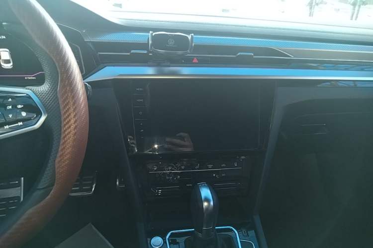 Used Volkswagen FAW-Volkswagen CC 2023 380TSI Striking Edition Audio And AC Panel