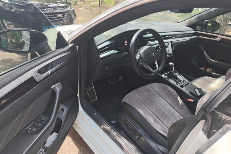 Used Volkswagen FAW-Volkswagen CC 2023 380TSI Striking Edition Driver Seat