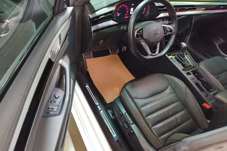 Used Volkswagen FAW-Volkswagen CC 2023 380TSI Striking Edition Driver Seat