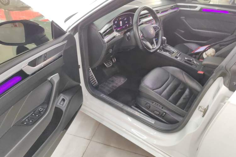 Used Volkswagen FAW-Volkswagen CC 2023 380TSI Striking Edition Driver Seat