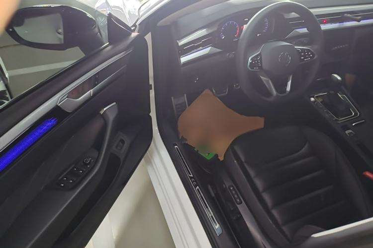 Used Volkswagen FAW-Volkswagen CC 2023 380TSI Striking Edition Driver Seat