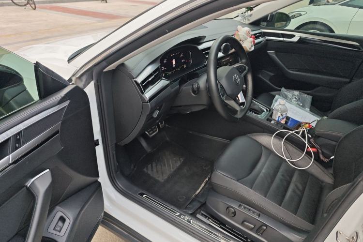 Used Volkswagen FAW-Volkswagen CC 2023 Hunting Vehicle 380TSI Hunter's Heart Edition Driver Seat