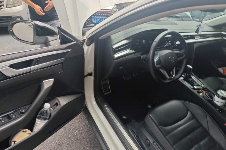 Used Volkswagen FAW-Volkswagen CC 2023 Hunting Vehicle 380TSI Hunter's Heart Edition Driver Seat