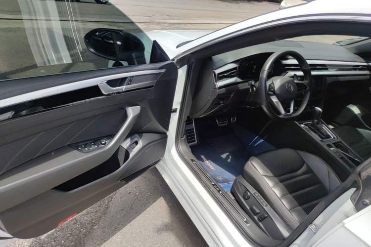 Used Volkswagen FAW-Volkswagen CC 2023 380TSI Striking Edition Driver Seat