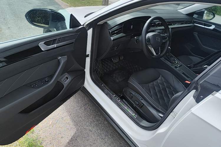Used Volkswagen FAW-Volkswagen CC 2023 Adventure Vehicle 380TSI Trailblazer Edition Driver Seat