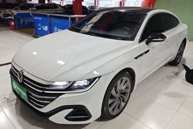 Volkswagen FAW-Volkswagen CC 2023 380TSI Striking Edition usata