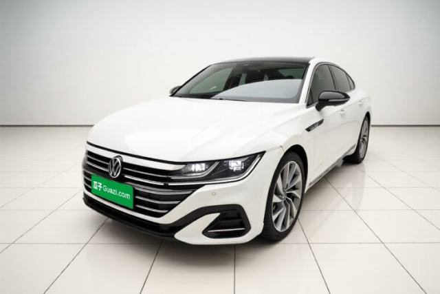 Volkswagen FAW-Volkswagen CC 2023 380TSI Striking Edition usado