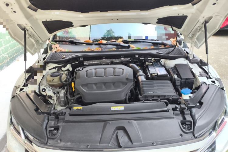 Used Volkswagen FAW-Volkswagen CC 2023 Hunting Vehicle 380TSI Hunter's Heart Edition Engine Bay